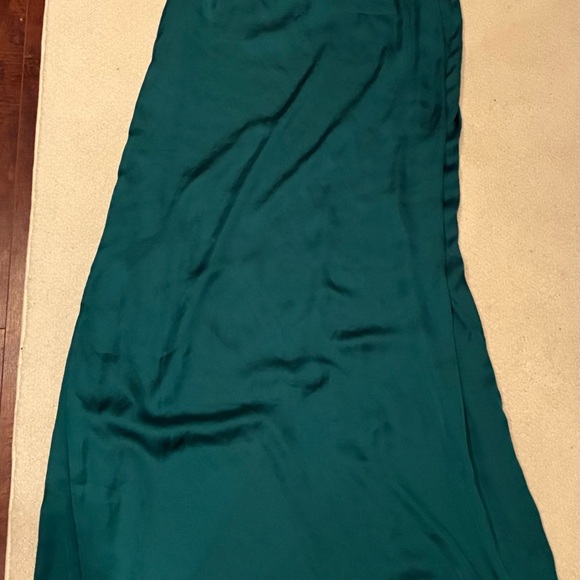 Zara Deep Green Maxi Skirt - Picture 2 of 2